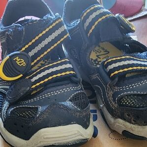 Toddler boys sandals